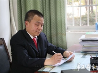 卓越广中 精彩故事 | 儒者老张 将心理年龄保持在学生阶段