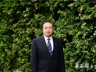 90华诞 南高再出发 | 江万涛:大江东去 三尺讲台激扬人生