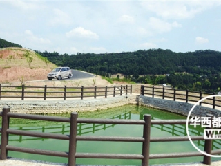 四川仪陇山平塘成为聚宝盆和风景线
