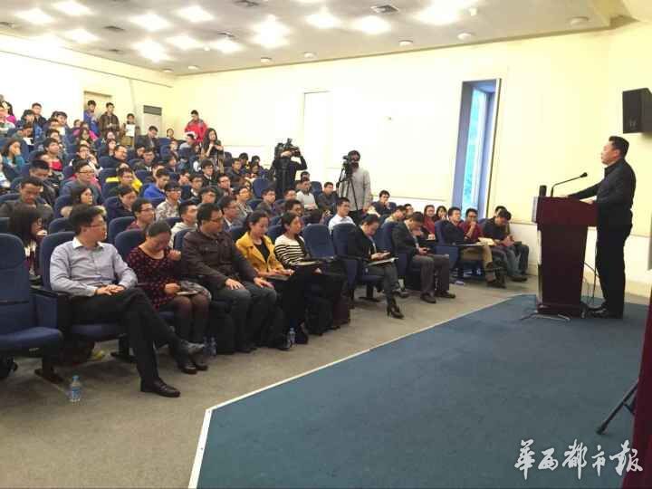 四川省委赴上海高校招才引智 与学生面对面被