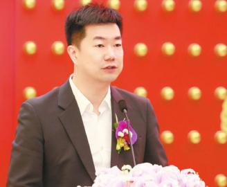 在校生创业挂牌上市“第一人”:见过总理对创业有了新感悟