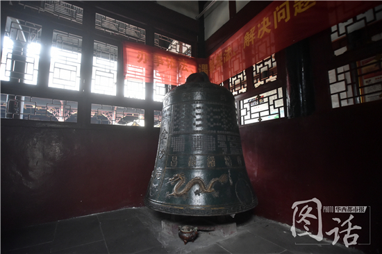 藏身闹市的百年古庙
