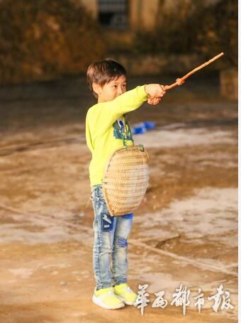 《爸爸去哪儿4》剧透!安吉拜师蔡国庆 成全能