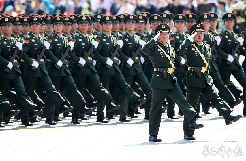 10万人 万人瞩目