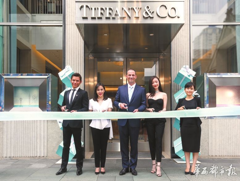 艺术之约心仪之选 当奢侈品遇上艺术