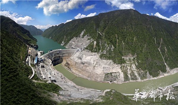世界最高坝-锦屏一级水电站大坝