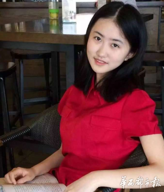 三国"代言人"李志: 从武侯祠保安到金牌名嘴的逆袭